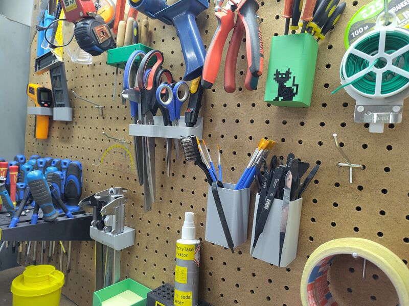 Bestand:Tool Gaatjesbord Picture.jpg